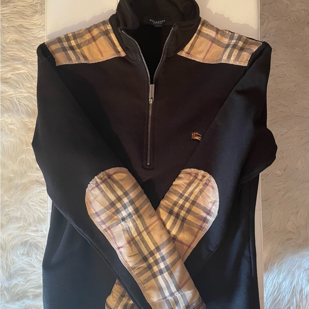 Women’s Burberry Shirt Size M